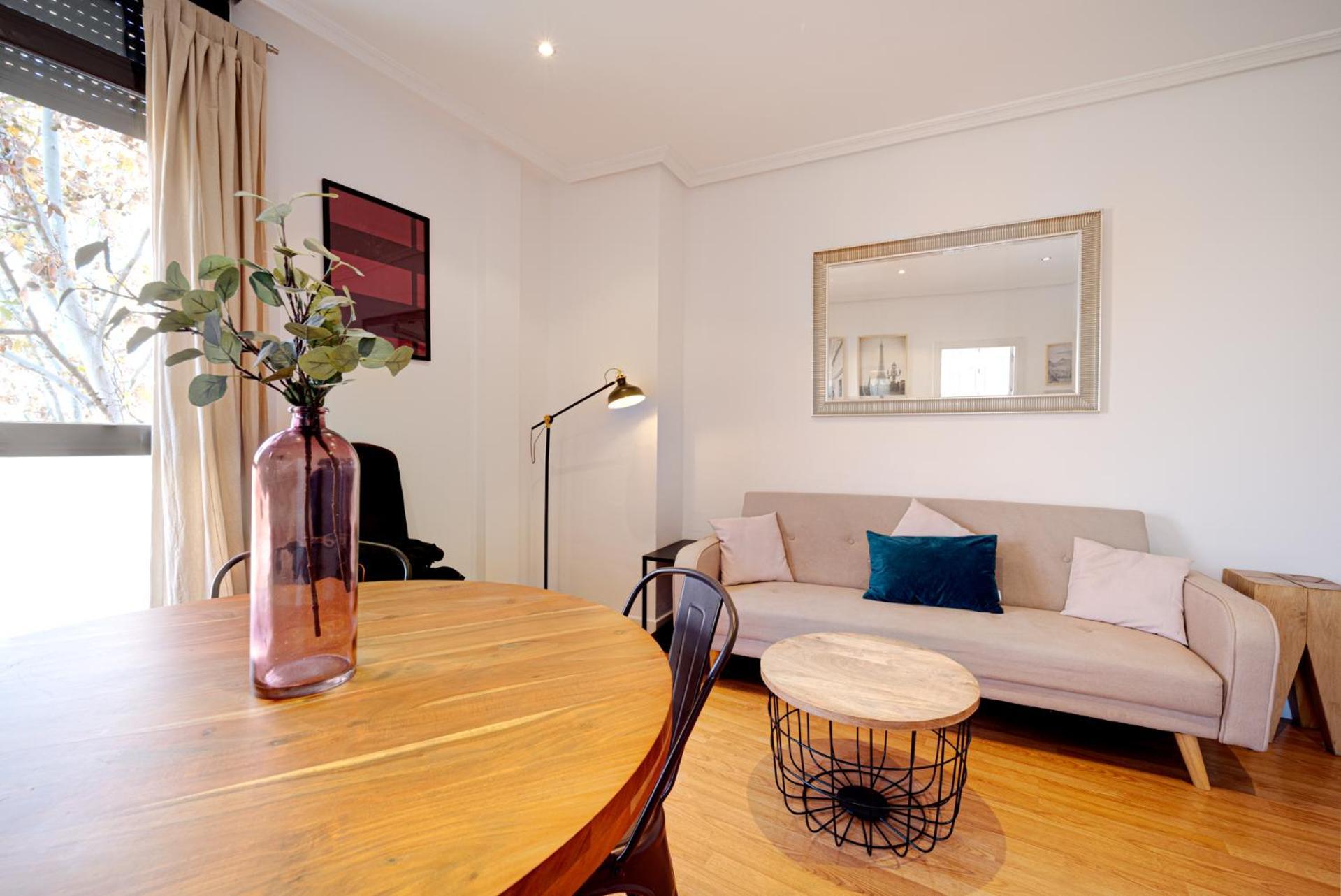 Apartament Glorieta Puerta De Toledo Madrid Oda fotoğraf